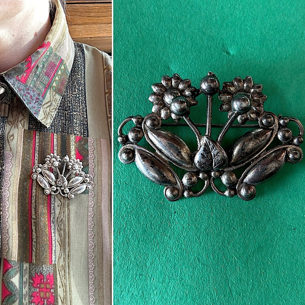 Vintage sterling silver floral brooch